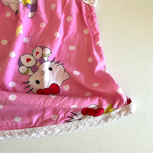Hello Kitty tank top💕💖💕Sleep top. Super soft and comfy. Much loved and adored - Picture 3 of 16